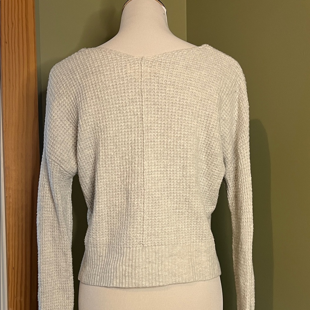 Jessica Simpson Sweater - Picture 4 of 4